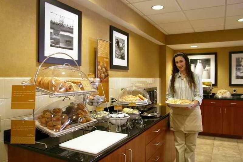 Hampton Inn Clearfield Restaurant photo